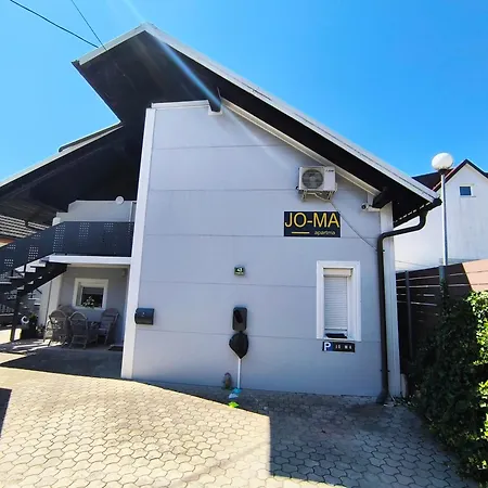 Jo-ma Apartma - Free Parking